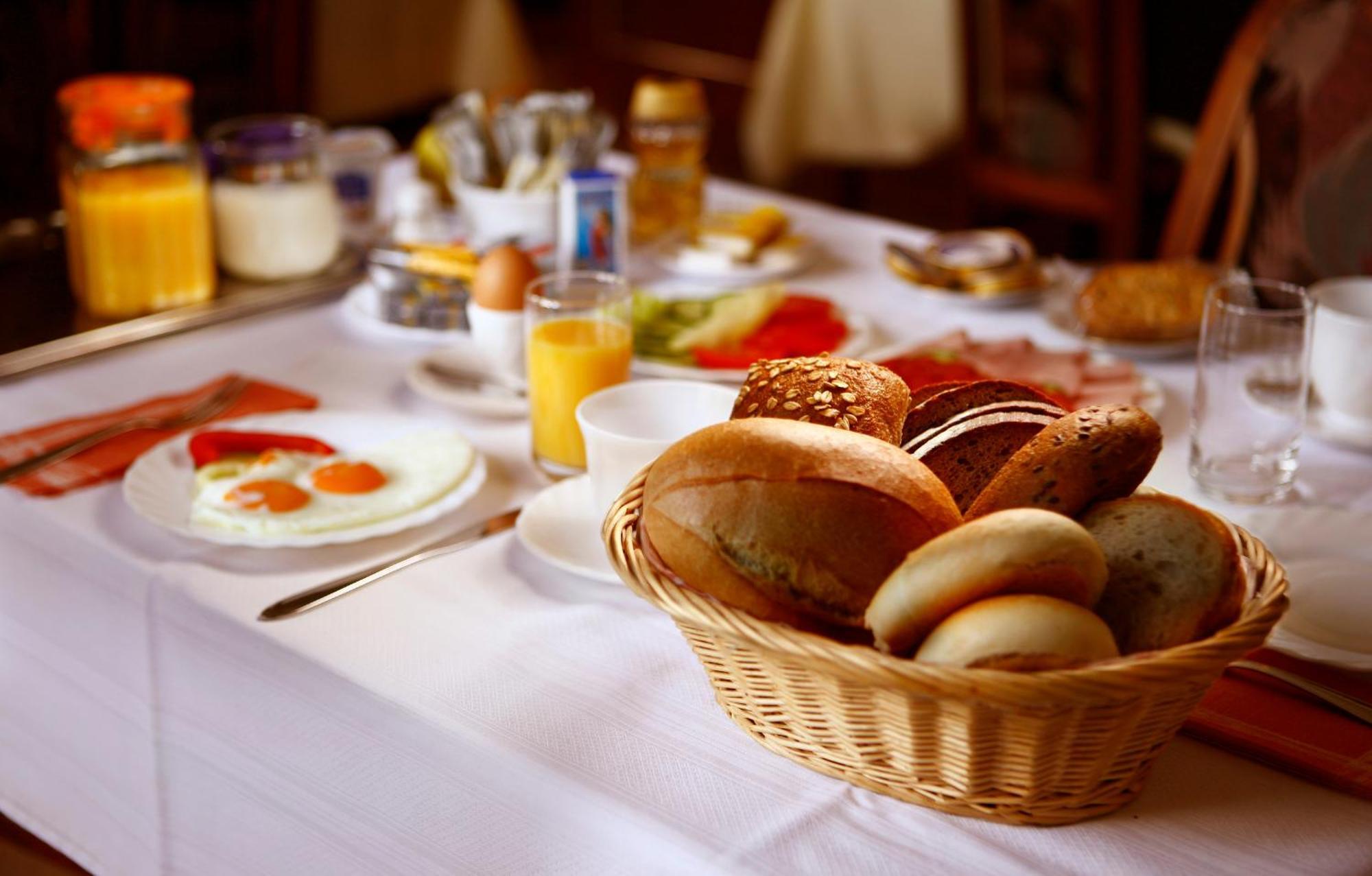 Keszi Panzio Otel Budakeszi Dış mekan fotoğraf