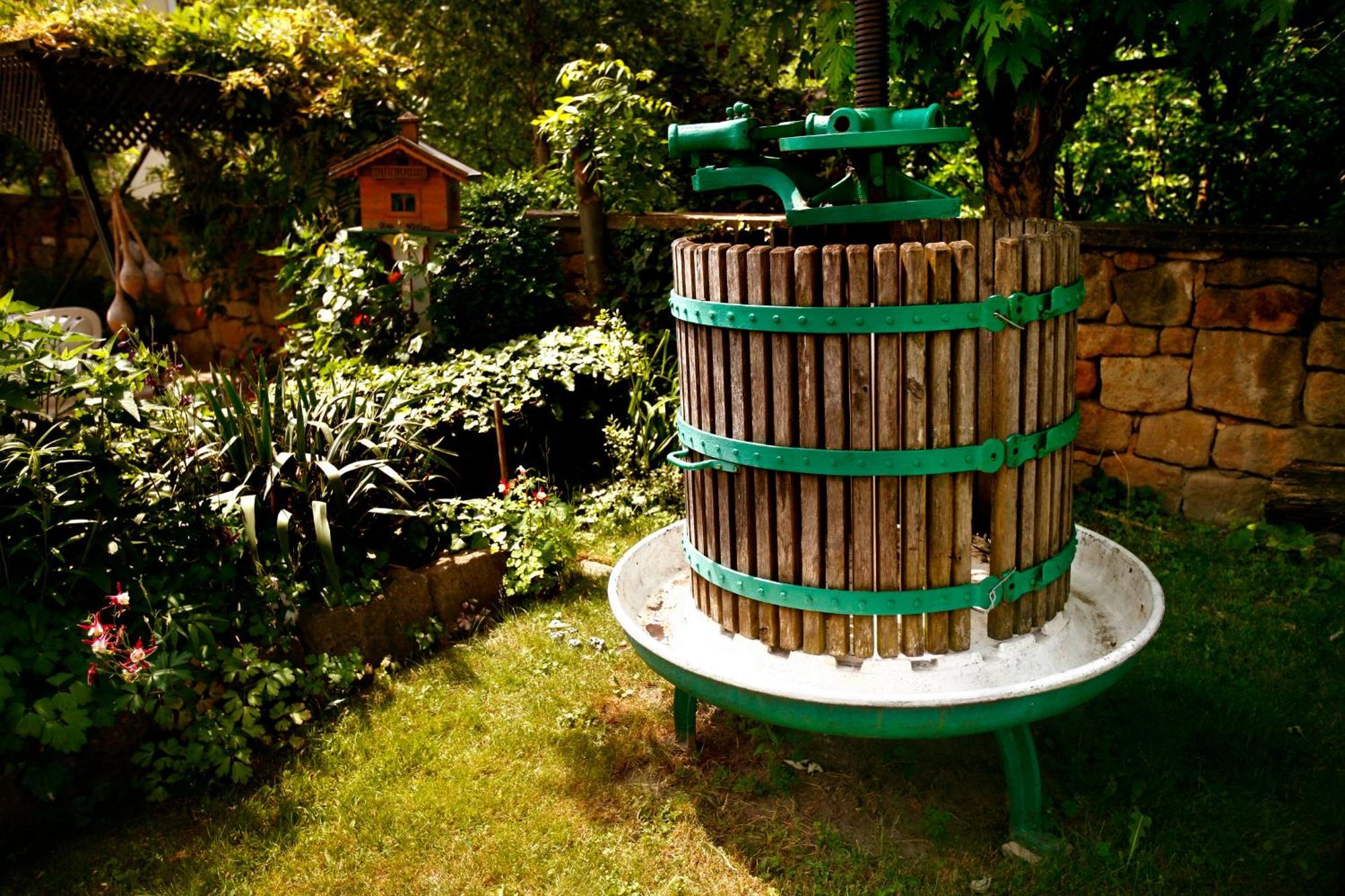 Keszi Panzio Otel Budakeszi Dış mekan fotoğraf