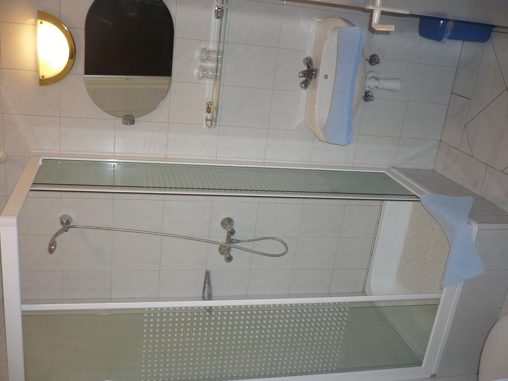 Keszi Panzio Otel Budakeszi Dış mekan fotoğraf